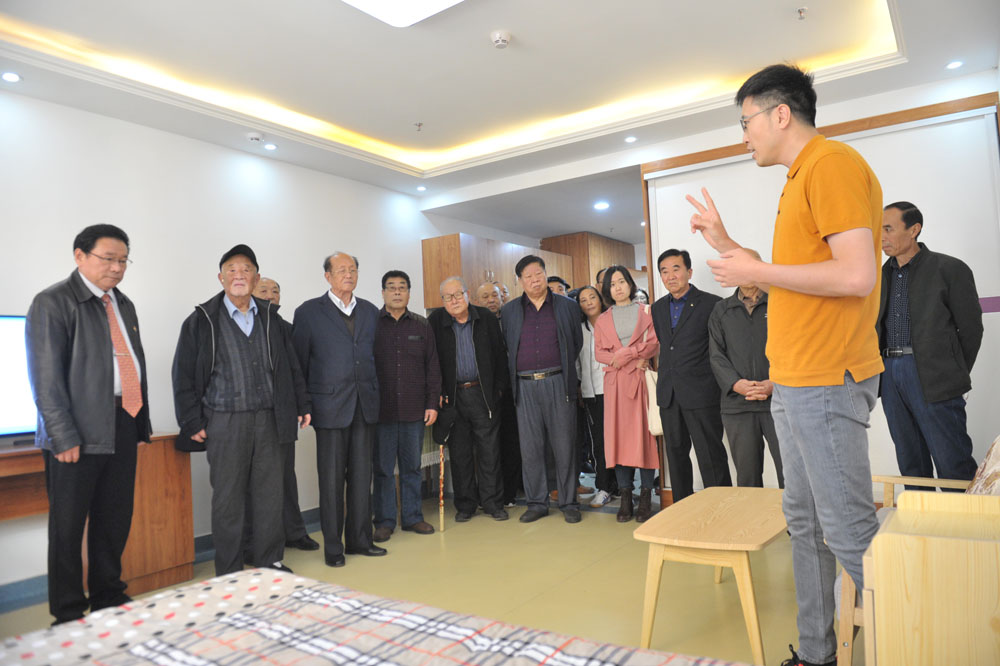 山東聯(lián)興建設(shè)集團(tuán)舉行紀(jì)念改革開(kāi)放 暨建企40周年慶祝大會(huì)(德州晚報(bào)報(bào)道)